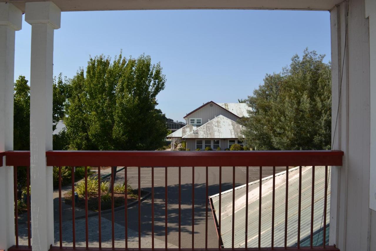 Sebastopol Inn Buitenkant foto